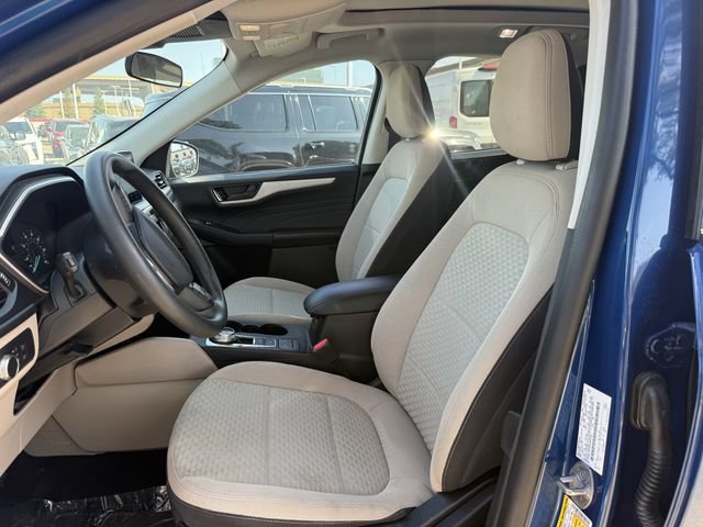 Used 2022 Ford Escape SE w/ SE Sport Appearance Package FWD image 26