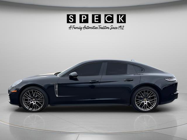Used 2023 Porsche Panamera 4 Platinum Edition AWD/4WD image 2