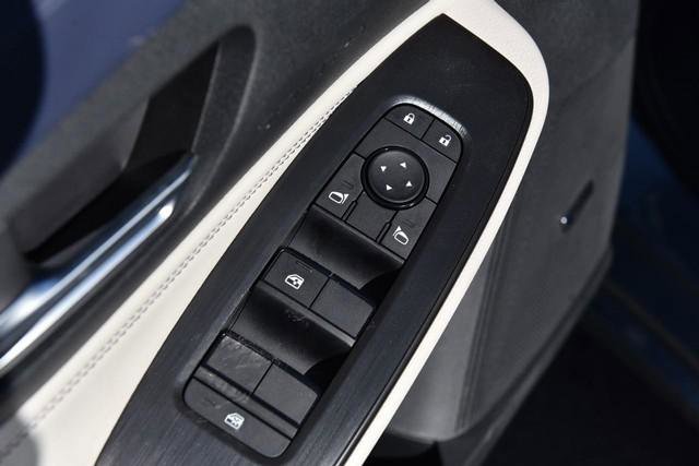 New 2026 Nissan Sentra SL image 9