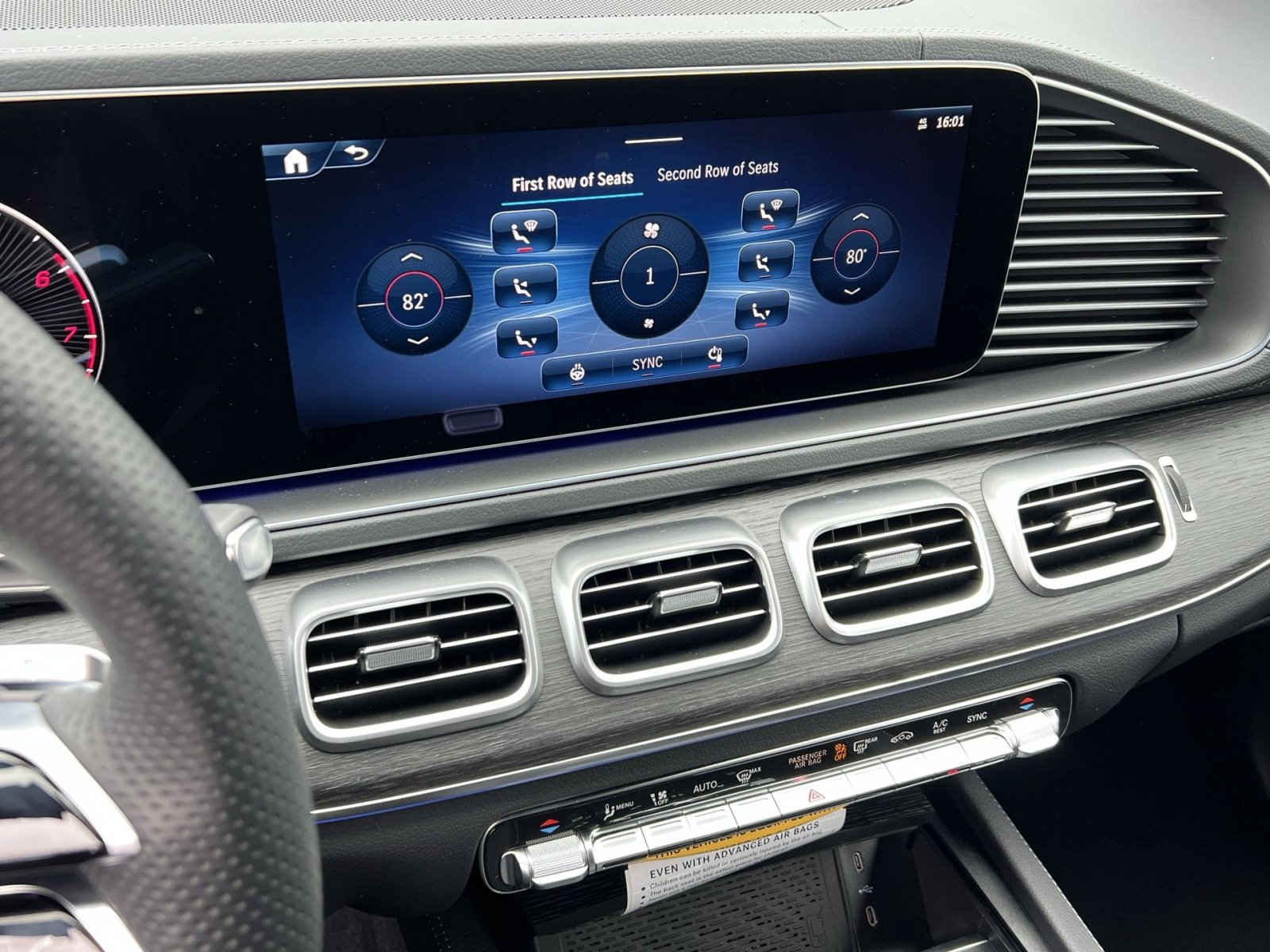 New 2026 Mercedes-Benz GLS 450 4MATIC image 19