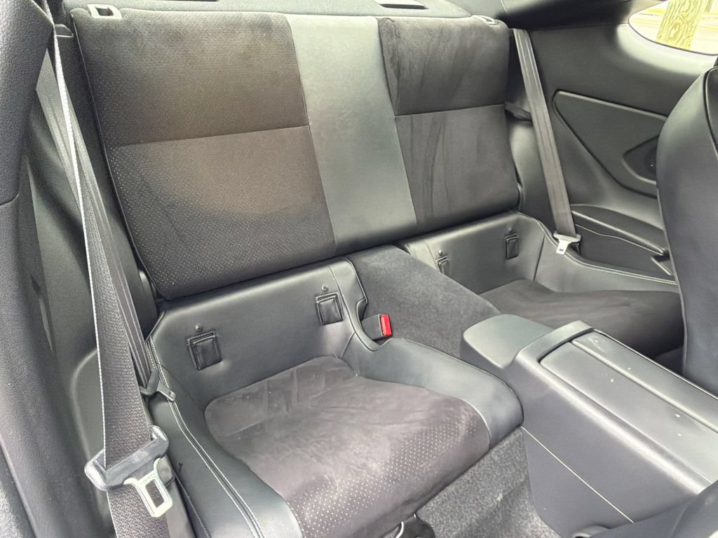 Used 2022 Toyota GR86 Premium w/ ALL Weather Mat Package (TMS) RWD image 13