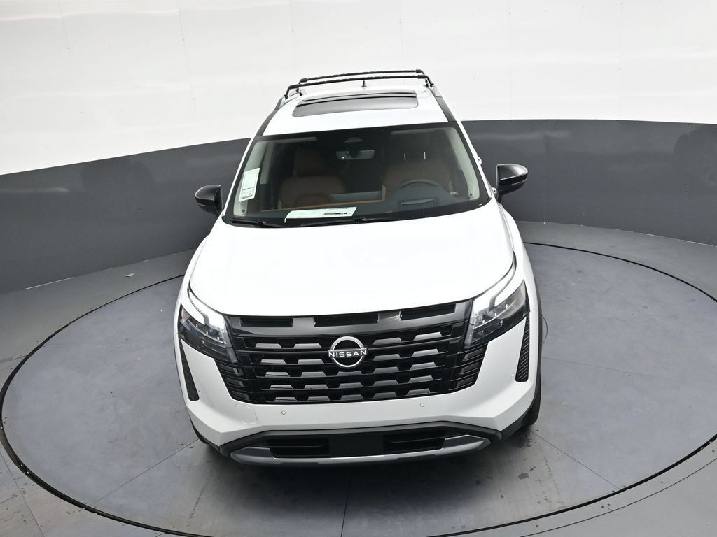 New 2026 Nissan Pathfinder Platinum w/ Cargo Package FWD image 41