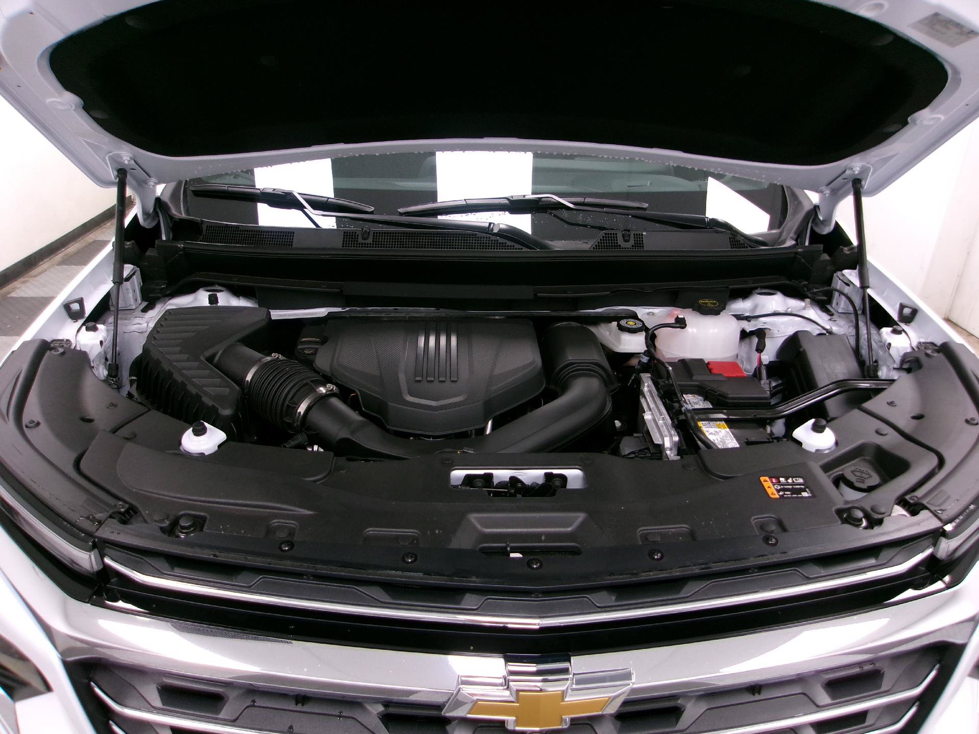 New 2026 Chevrolet Traverse LT w/ Enhanced Driving Package FWD image 19