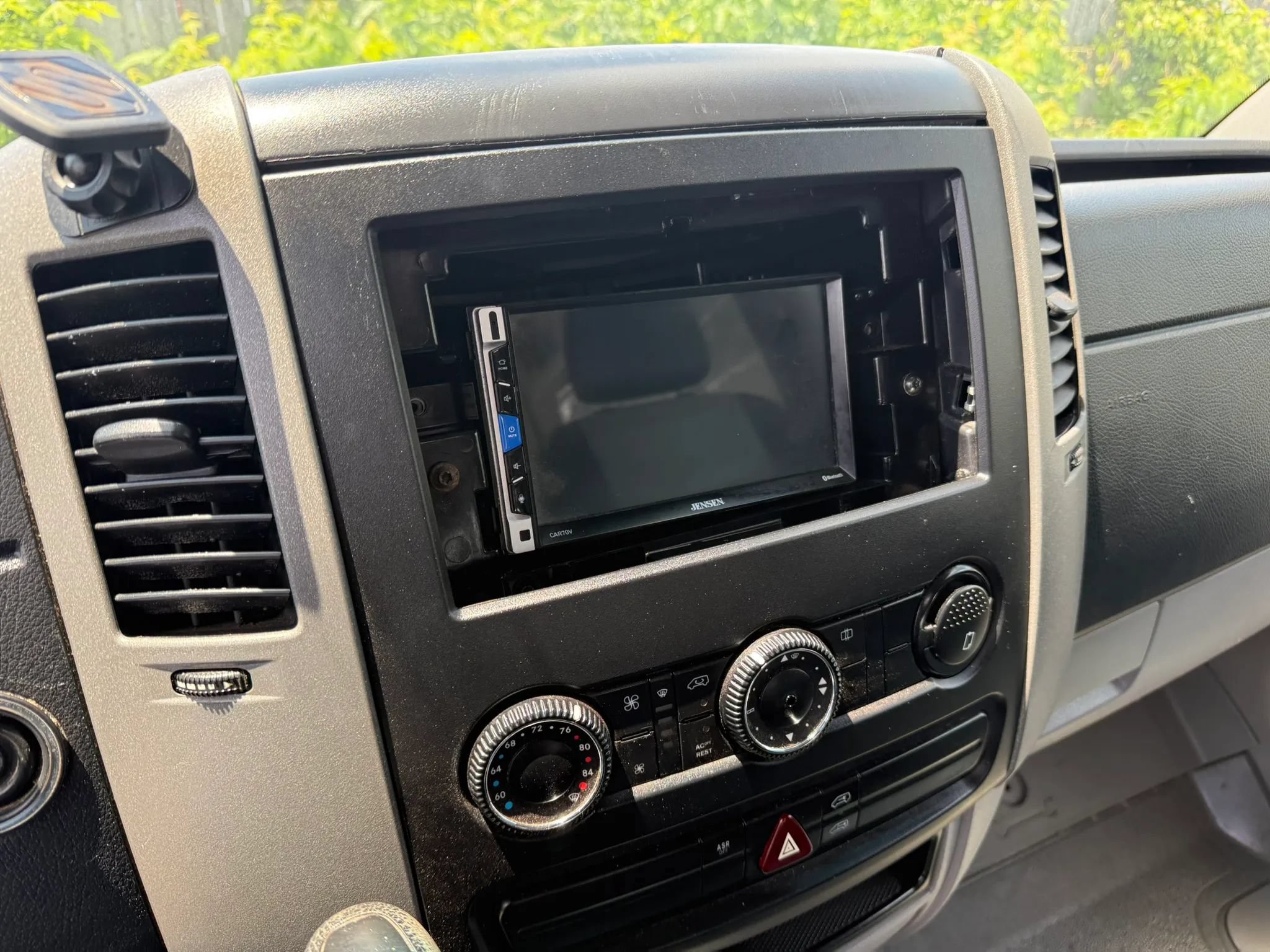 Used 2008 Dodge Sprinter 2500 RWD image 13