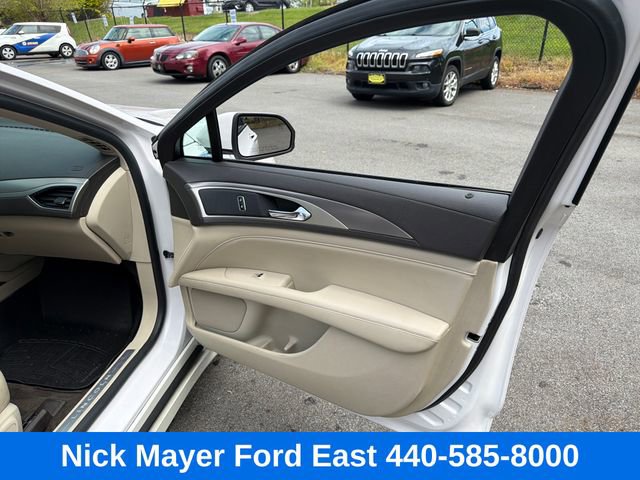 Used 2019 Lincoln MKZ Premiere FWD image 14