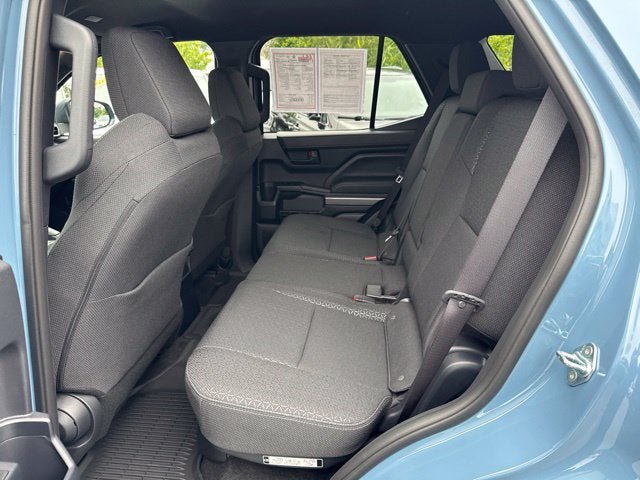 Used 2026 Toyota 4Runner SR5 AWD/4WD image 18