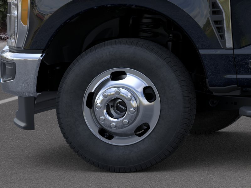 New 2026 Ford F350 4x4 Crew Cab DRW Super Duty image 19