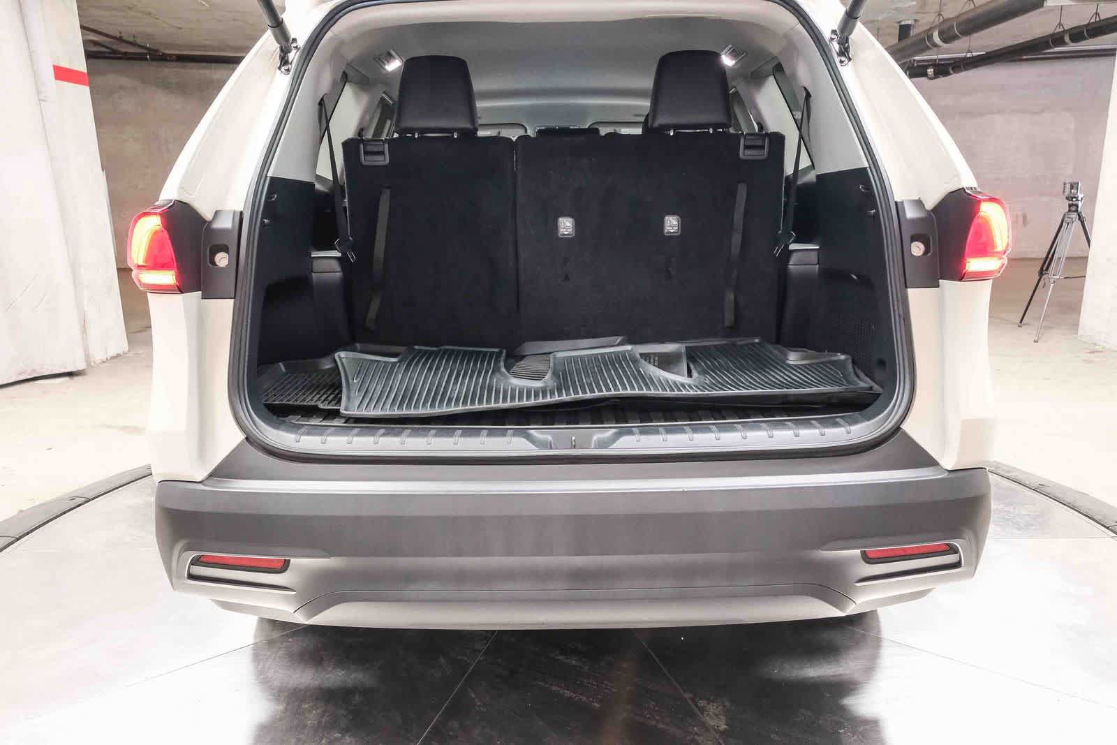 Used 2024 Toyota Grand Highlander FWD image 32