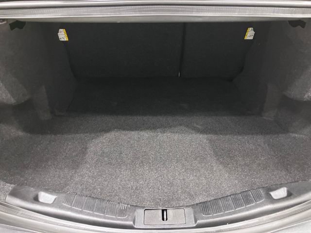 Used 2020 Ford Fusion SEL image 21