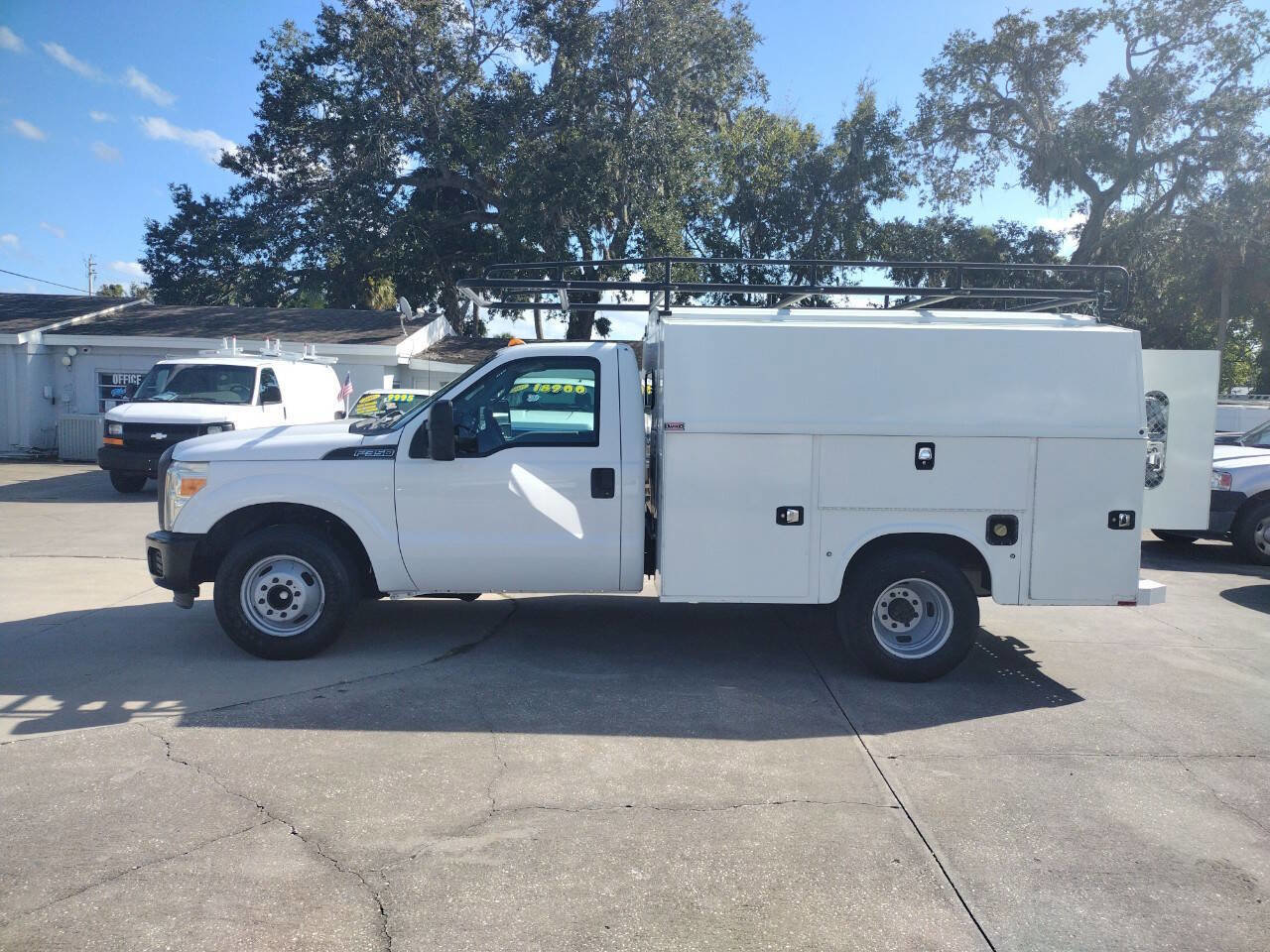 Used 2015 Ford F350 XL image 5