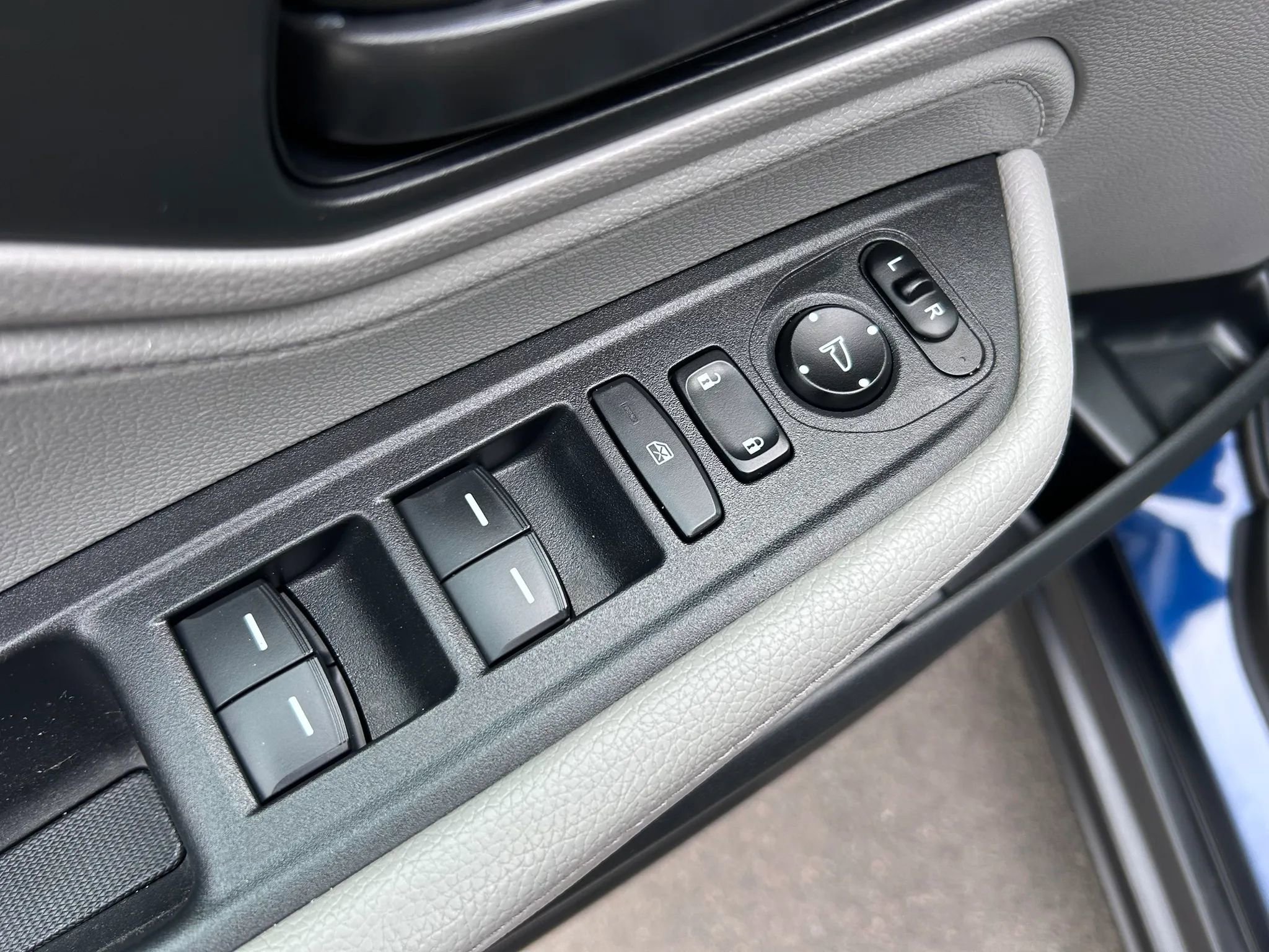 Used 2018 Honda Odyssey EX-L image 20