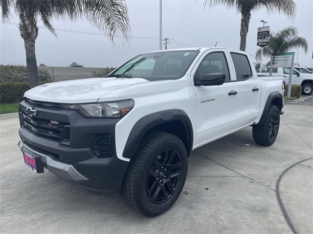 Used 2024 Chevrolet Colorado Trail Boss w/ Technology Package image 4