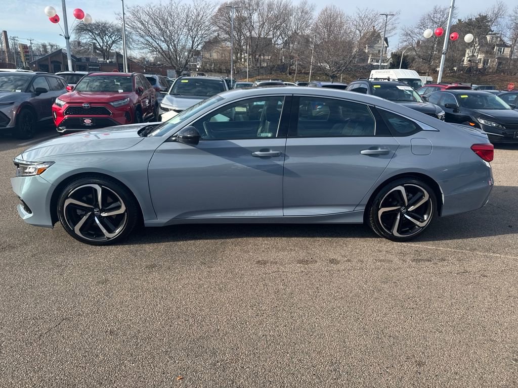 Used 2022 Honda Accord Sport image 4