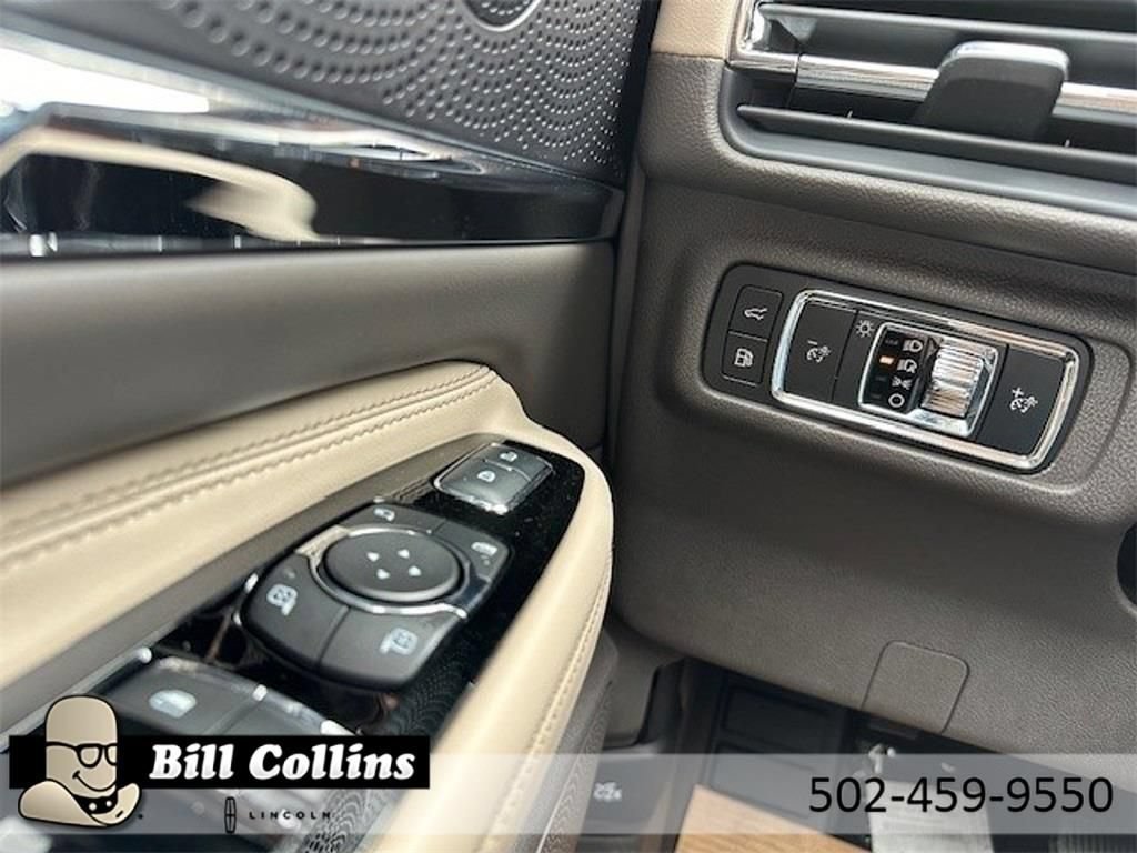 New 2024 Lincoln Corsair Grand Touring w/ Equipment Group 301A AWD/4WD image 10