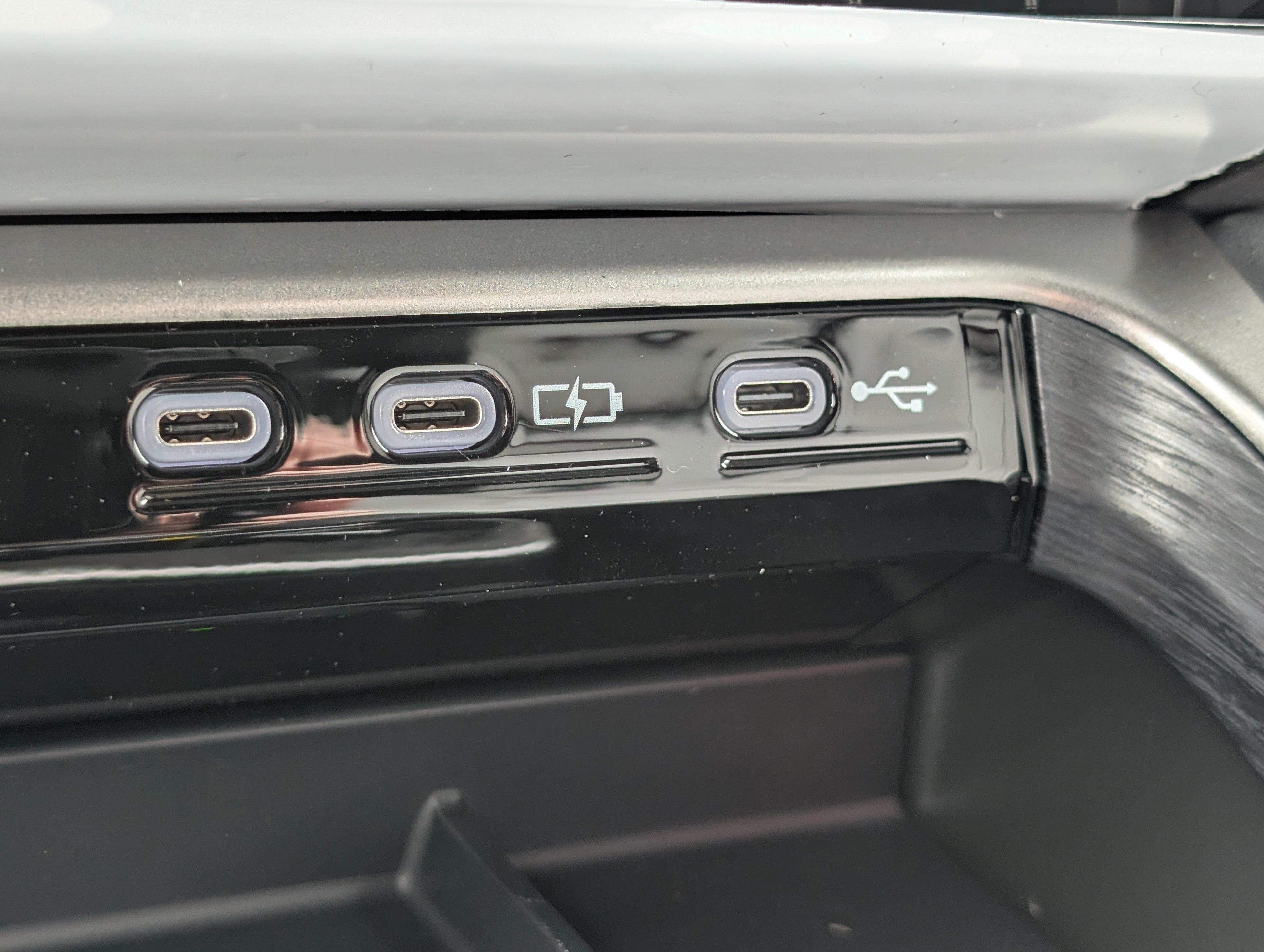 New 2026 Lexus TX 500h AWD w/ Technology Package image 25