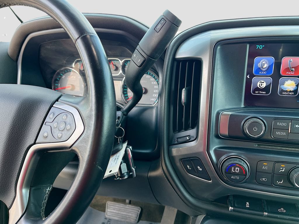 Used 2018 Chevrolet Silverado 1500 LTZ Z71 w/ Midnight Edition AWD/4WD image 17