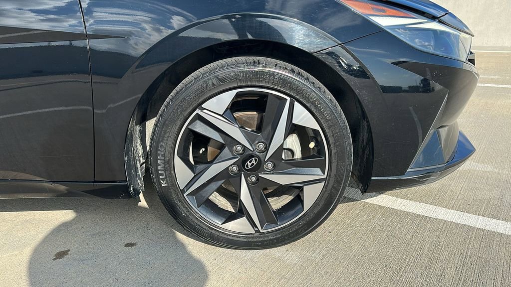 Used 2023 Hyundai Elantra SEL w/ Convenience Package image 15