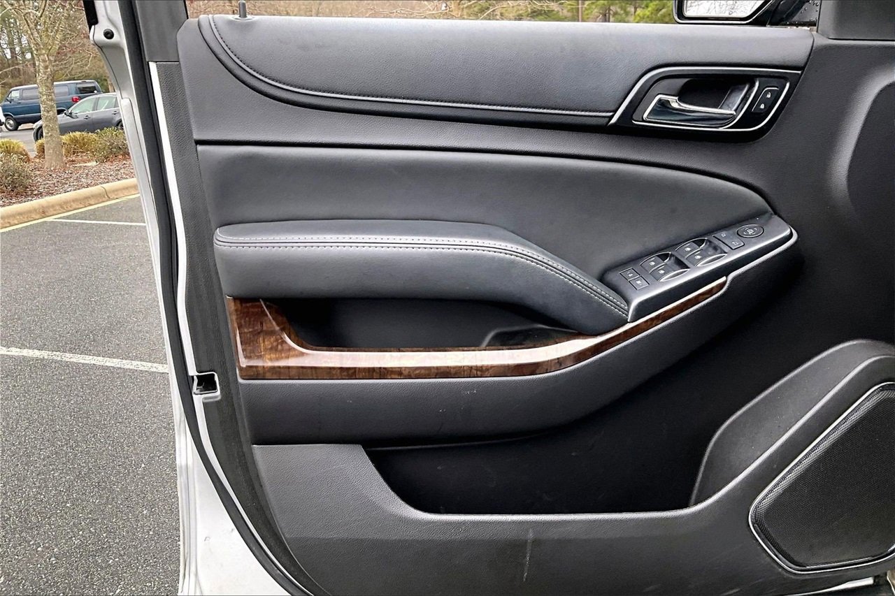 Used 2016 Chevrolet Tahoe LS w/ All-Season Package image 26