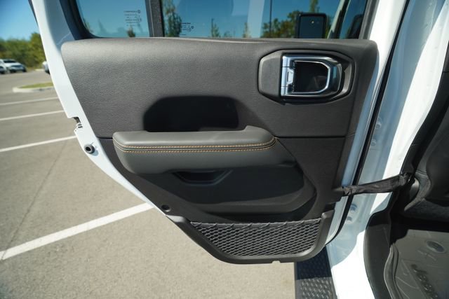 New 2025 Jeep Gladiator Sport image 15