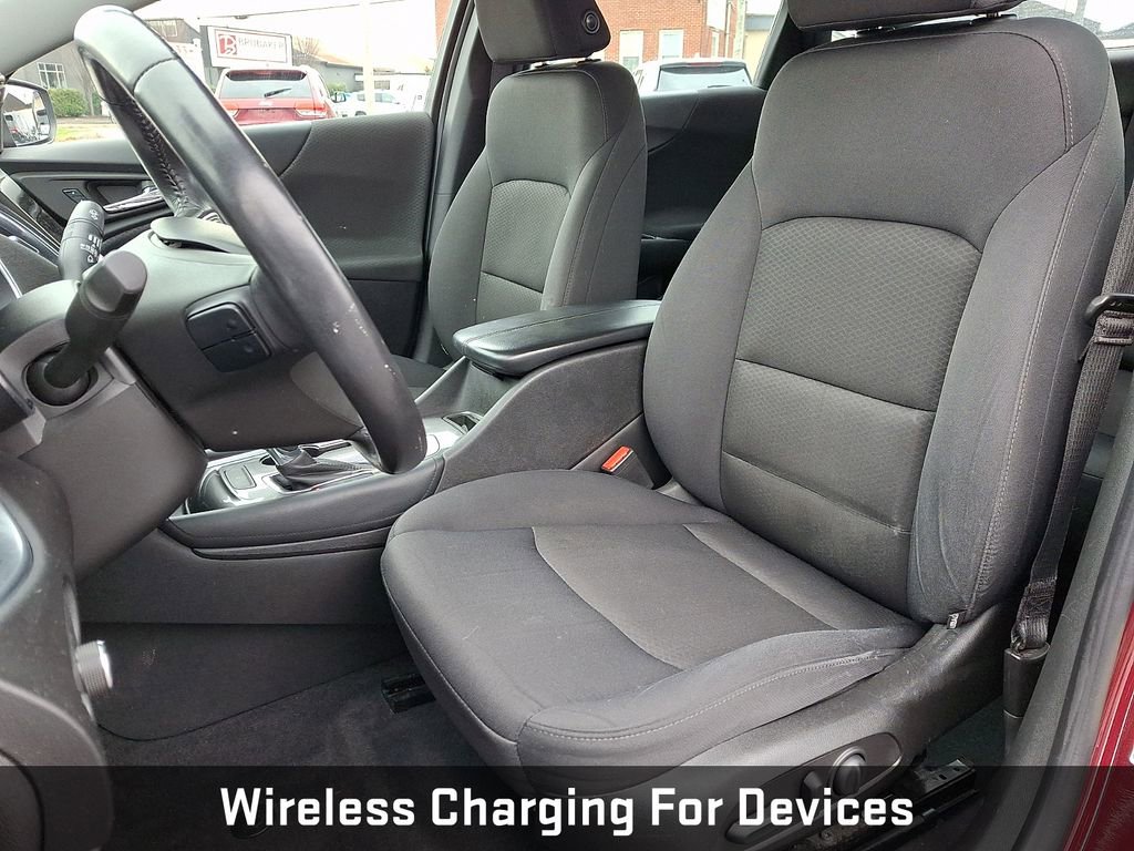 Used 2016 Chevrolet Malibu LT image 14