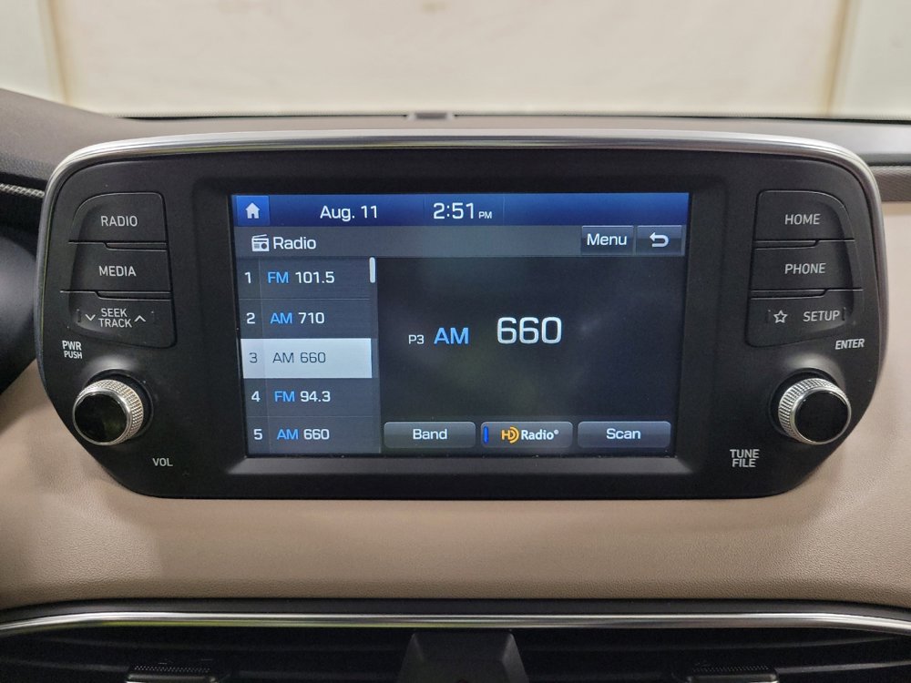 Used 2019 Hyundai Santa Fe Limited image 25
