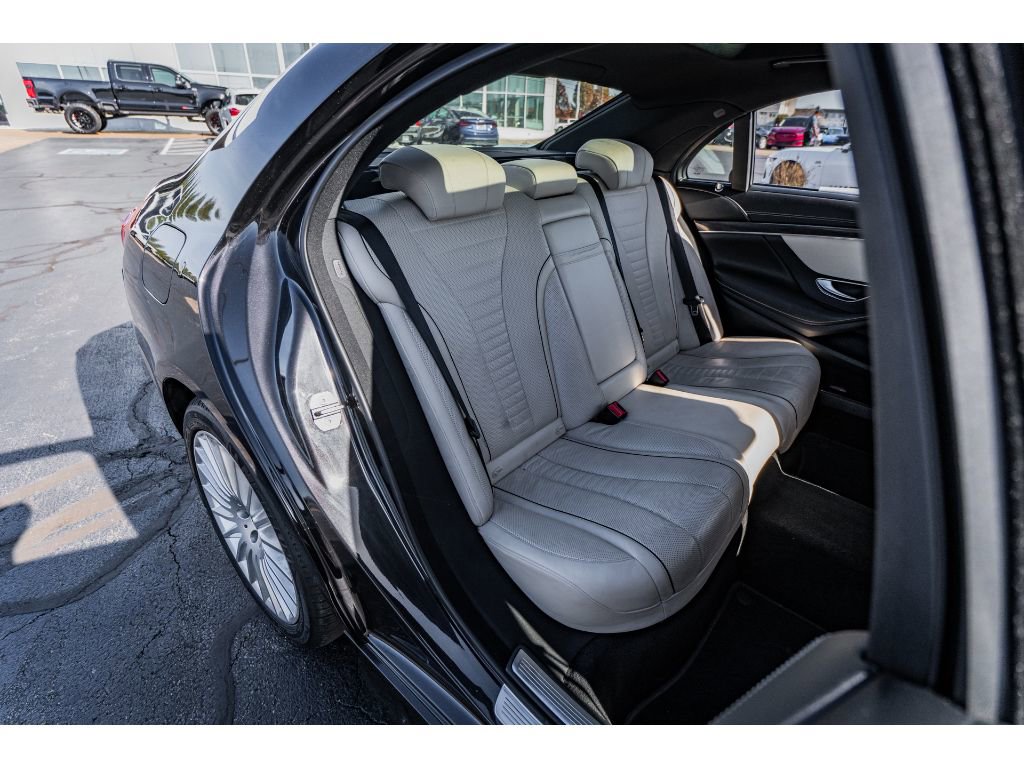 Used 2018 Mercedes-Benz S 560 4MATIC Sedan image 26