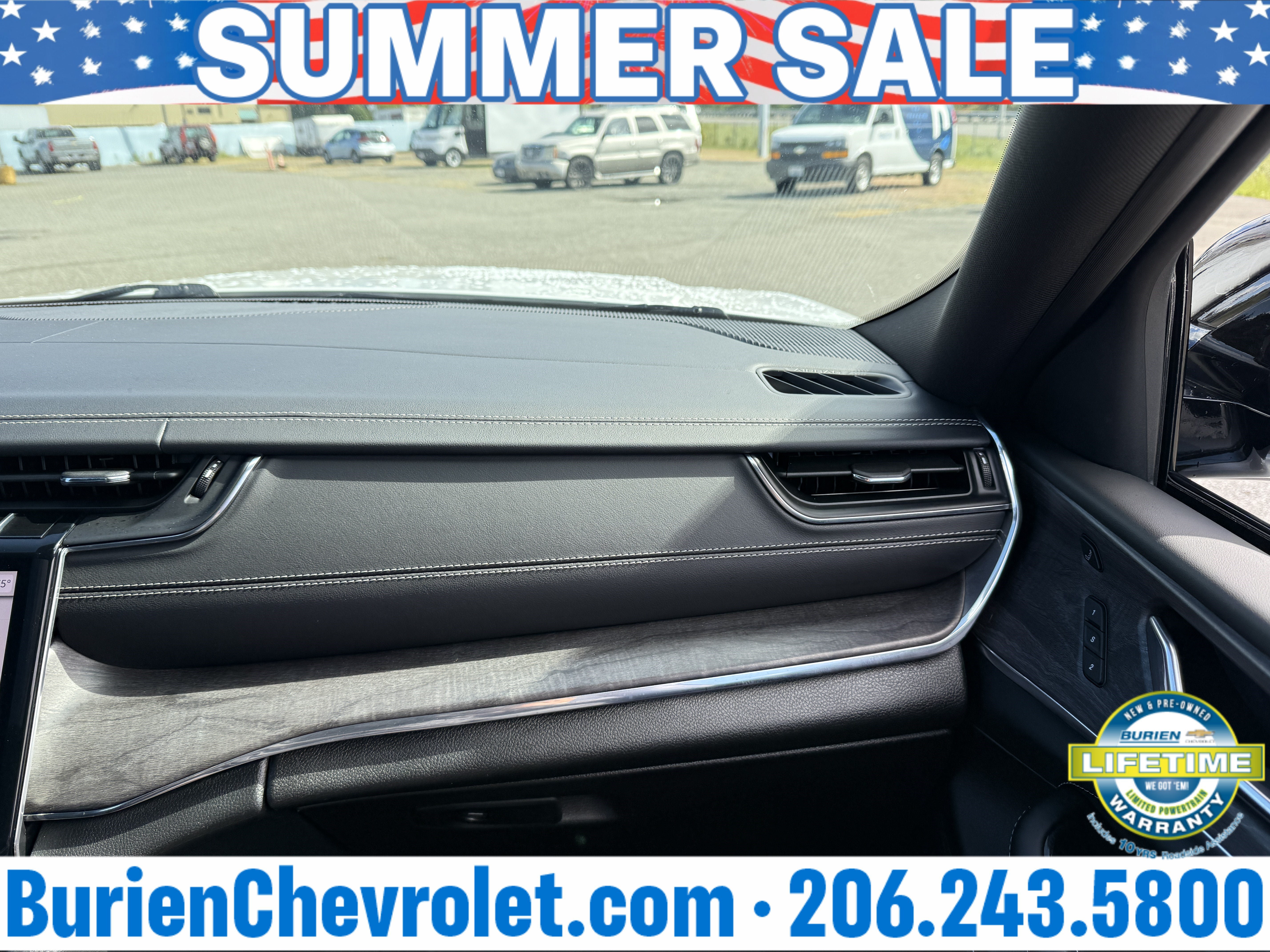 Used 2024 Jeep Grand Cherokee L Overland w/ Advanced Protech Group III AWD/4WD image 23