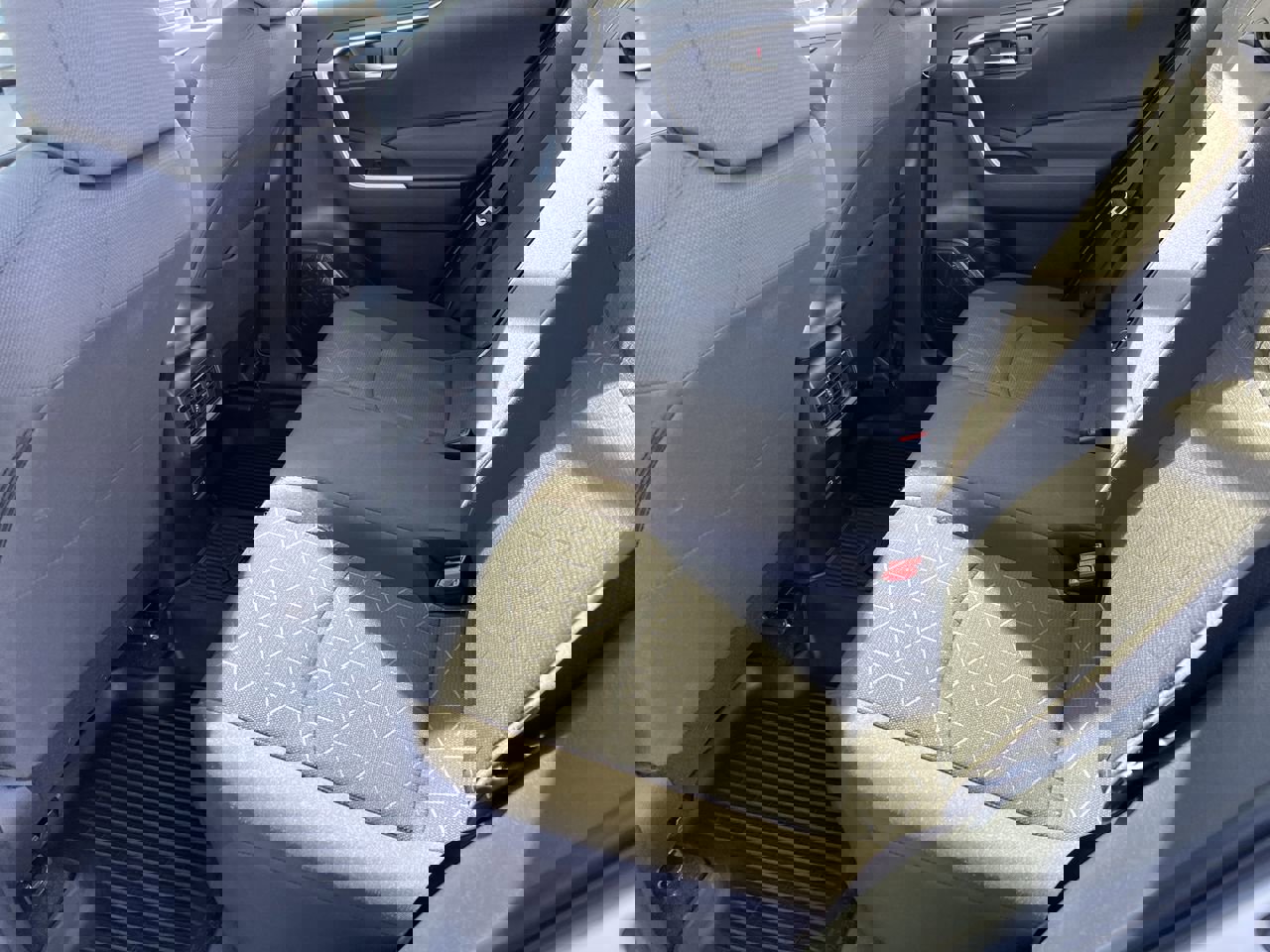 Used 2024 Toyota RAV4 XLE image 32