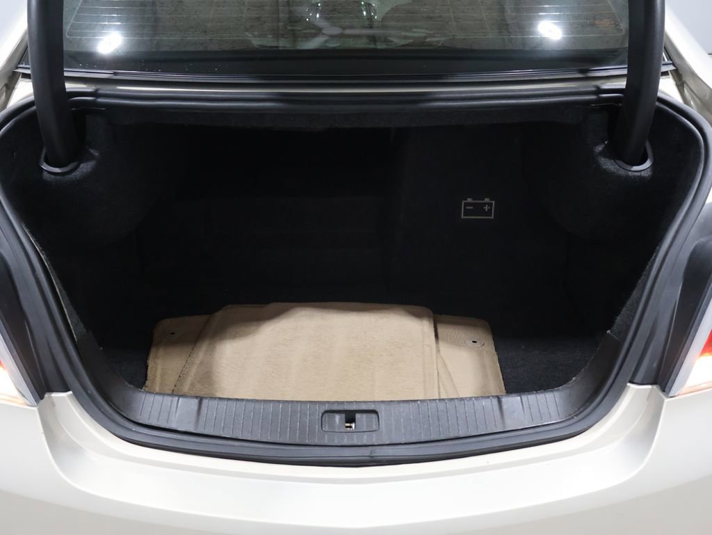 Used 2012 Buick LaCrosse Premium image 4