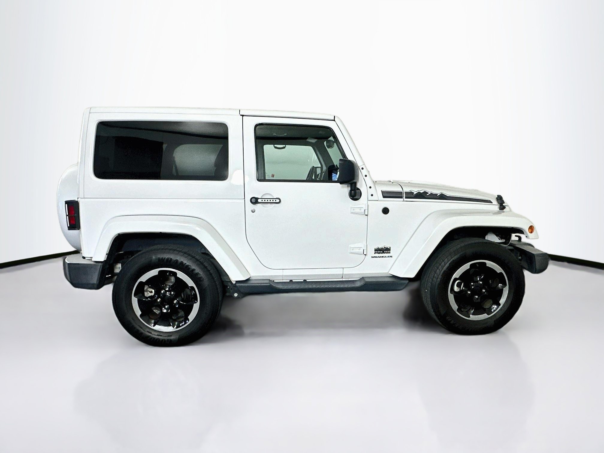 Used 2014 Jeep Wrangler Sahara AWD/4WD image 10
