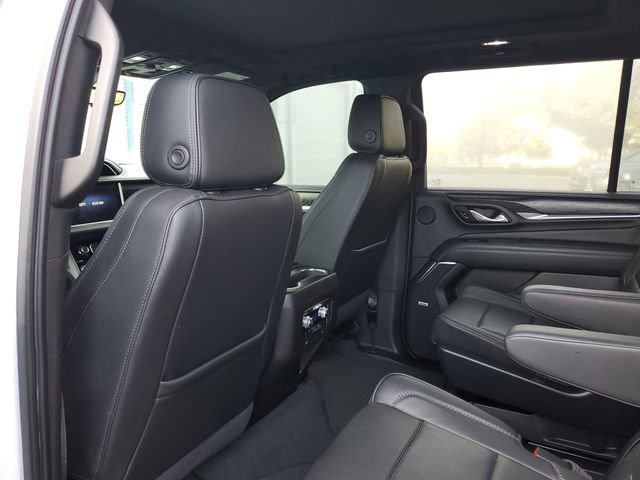 Used 2021 GMC Yukon XL Denali w/ Denali Premium Package image 9