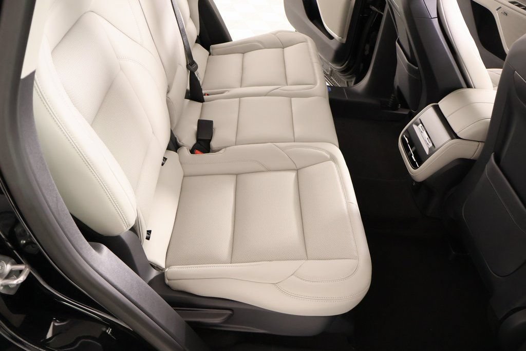 New 2026 Lincoln Nautilus Premier w/ Equipment Group 102A AWD/4WD image 14