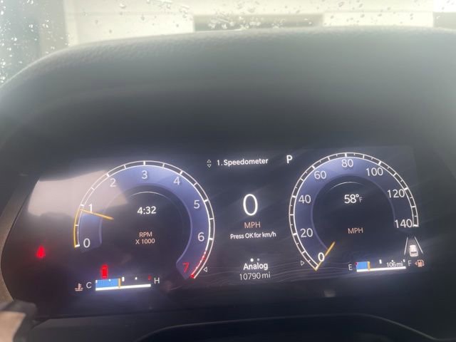 Used 2025 Jeep Grand Cherokee L Altitude RWD image 11