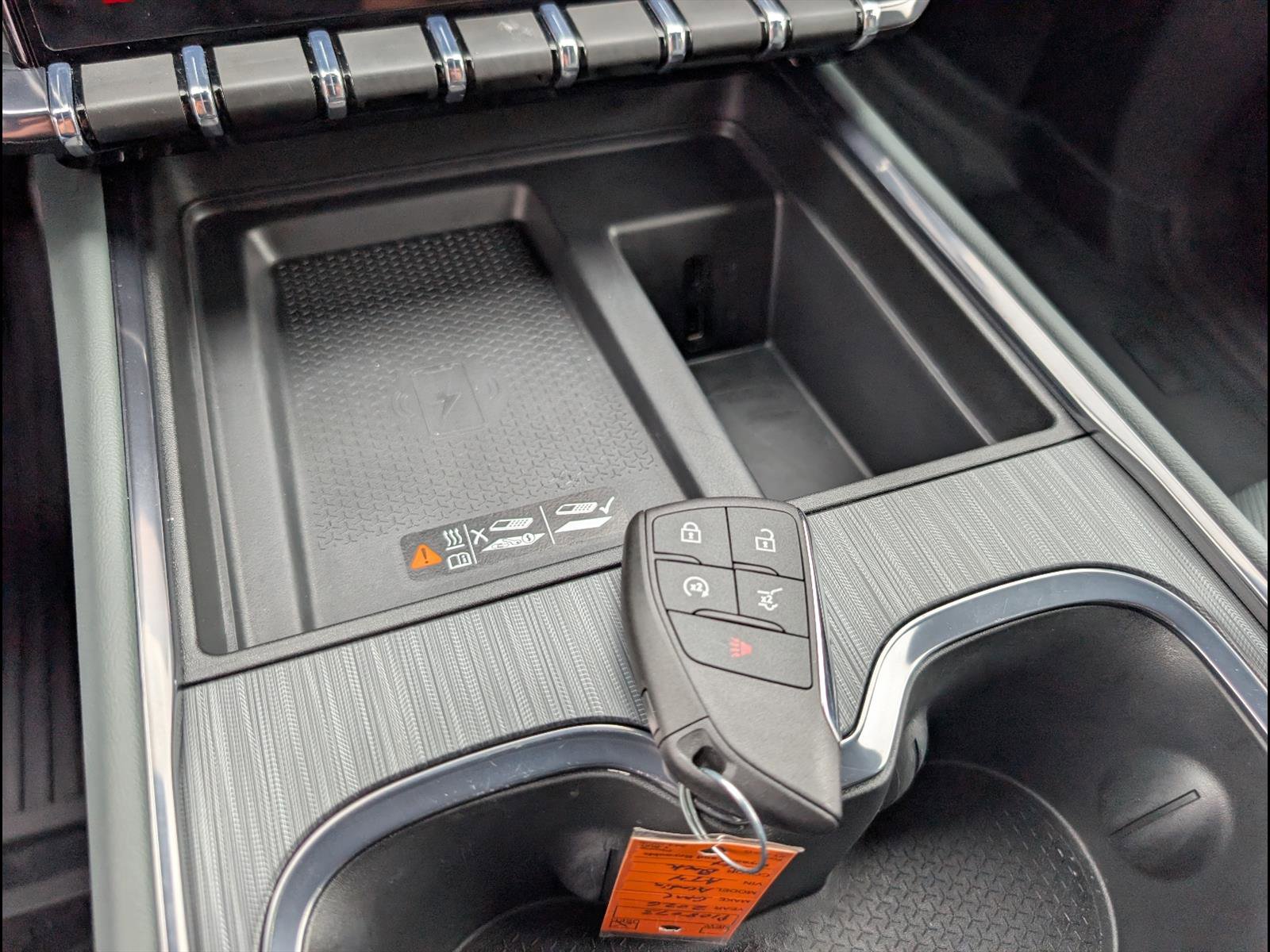 Used 2026 GMC Acadia AT4 w/ Super Cruise Package image 13