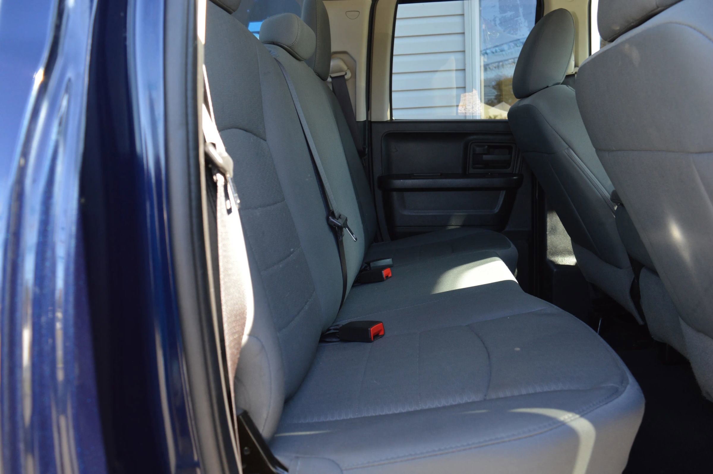 Used 2014 RAM 1500 Express image 24