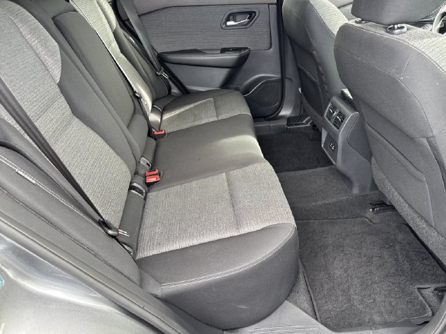 Used 2021 Nissan Rogue SV AWD/4WD image 10