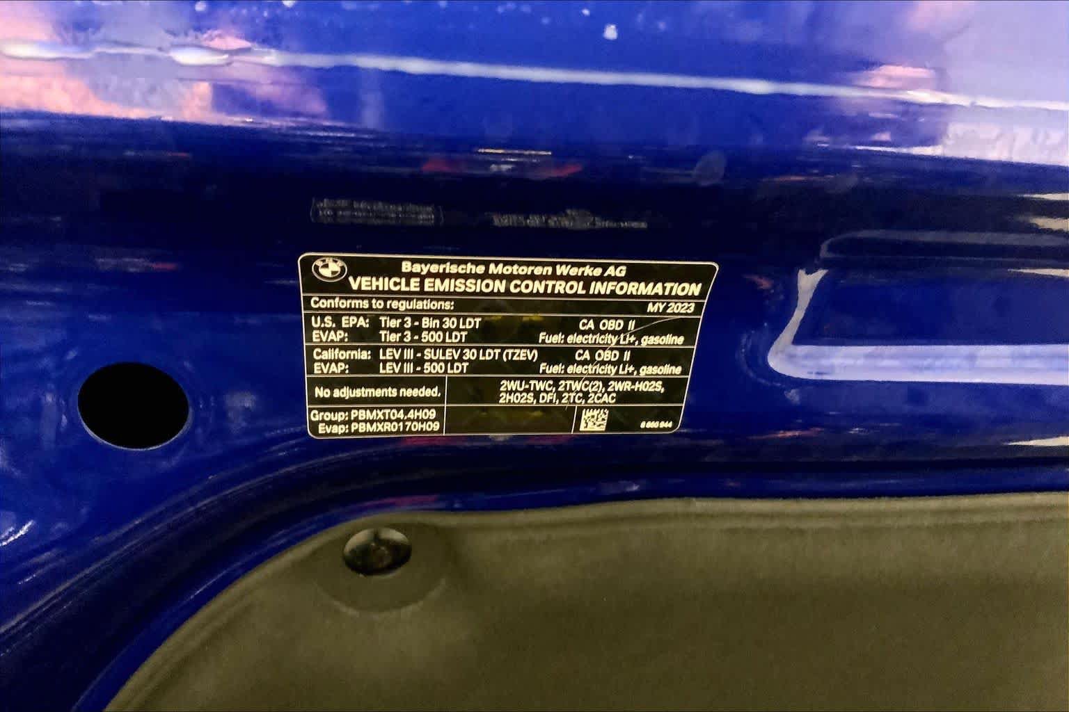 Certified 2023 BMW XM AWD/4WD image 31