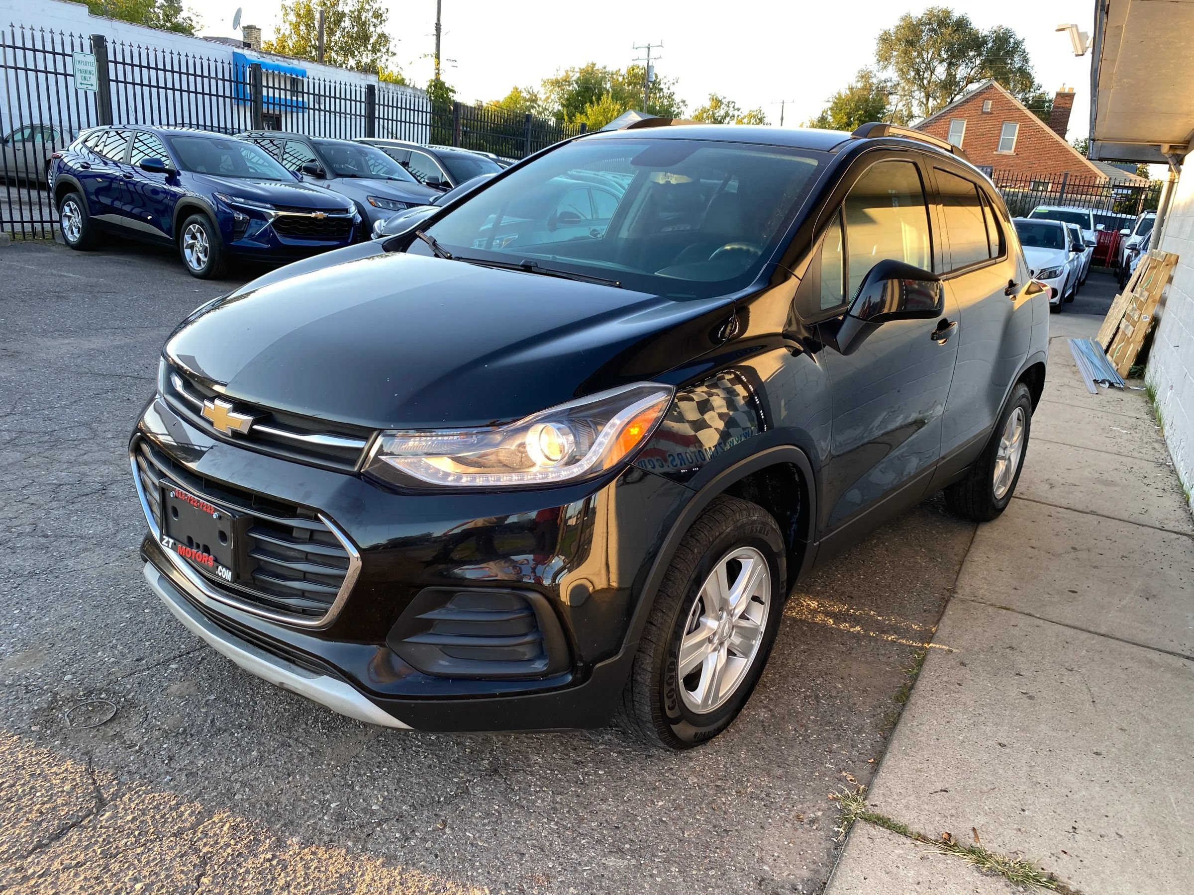 Used 2021 Chevrolet Trax LT AWD/4WD image 6