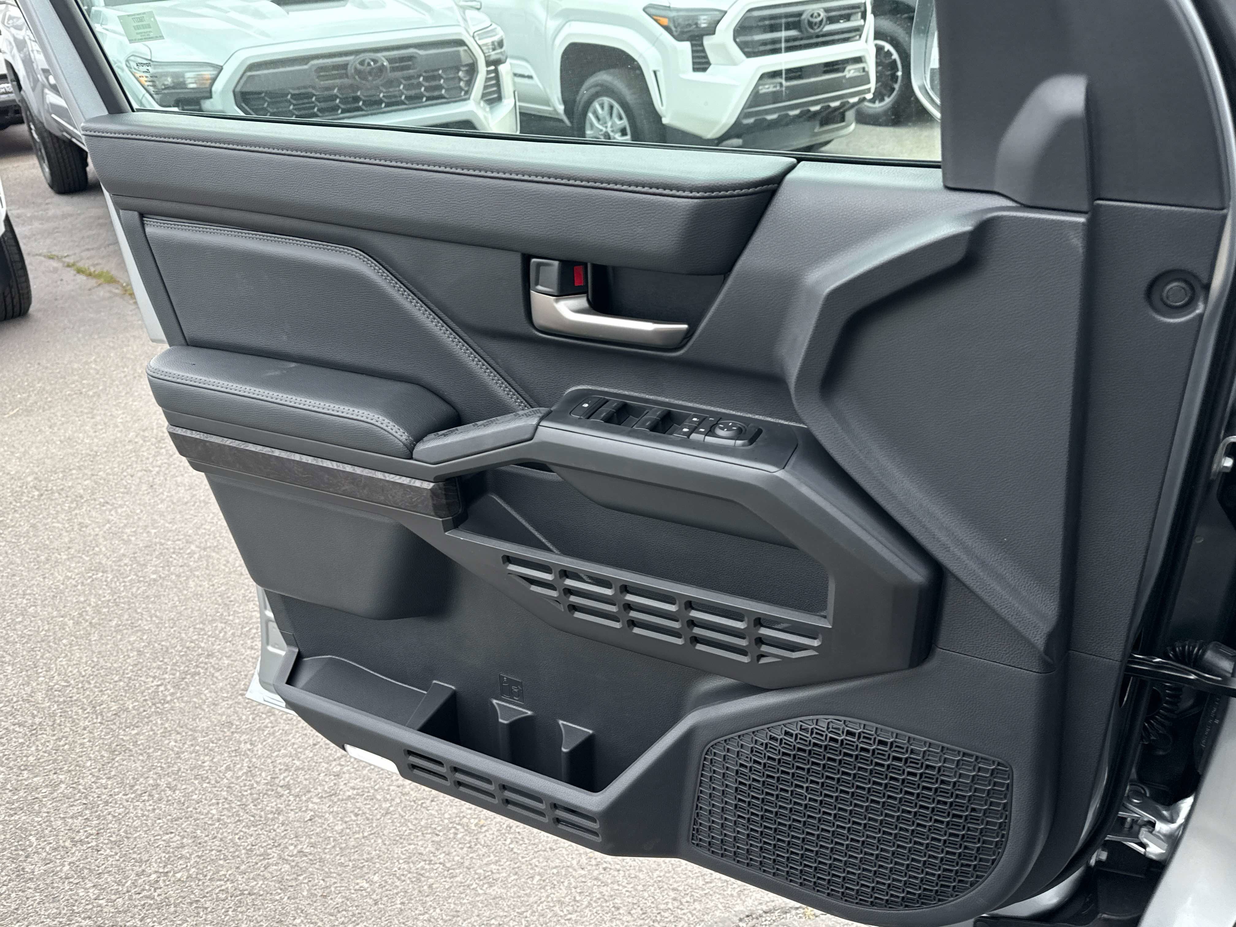 New 2026 Toyota Tacoma Limited w/ Tow Tech Package image 9