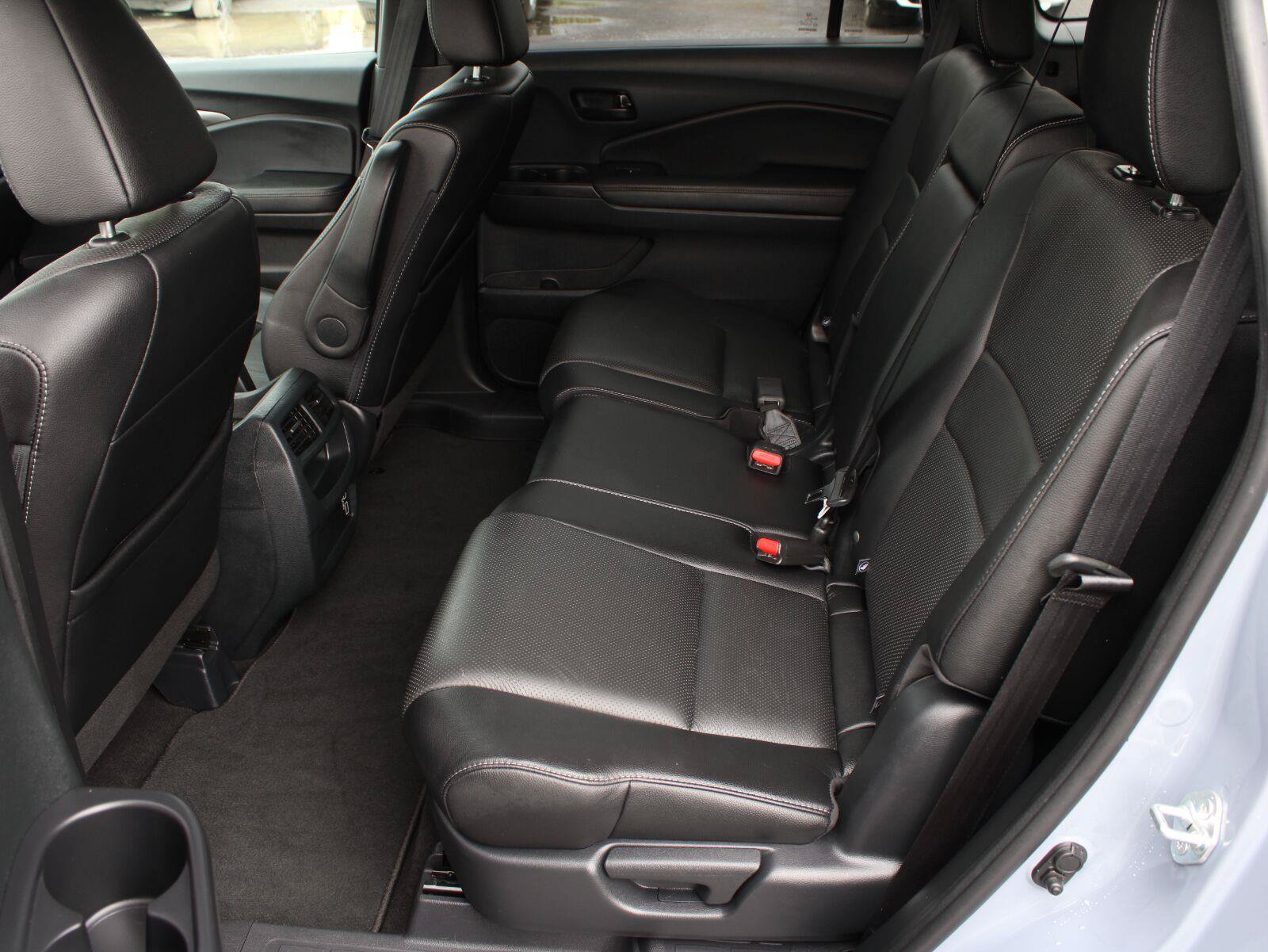 Used 2023 Honda Passport EX-L image 17
