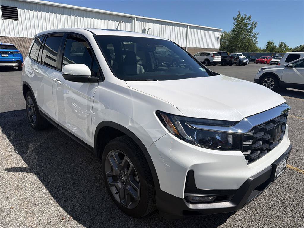 Certified 2023 Honda Passport EX-L image 1