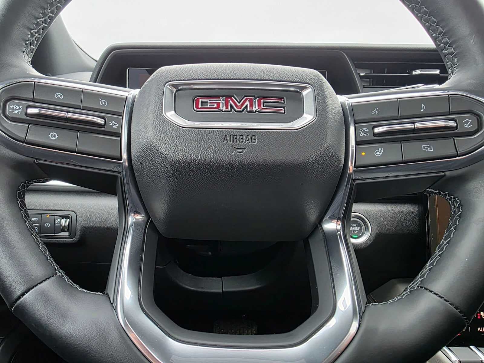 Used 2025 GMC Terrain Elevation w/ Elevation Premium Package AWD/4WD image 24