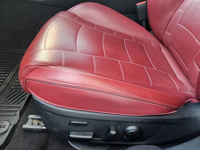 Used 2022 Kia Stinger GT2 w/ Red Interior Color Package image 23