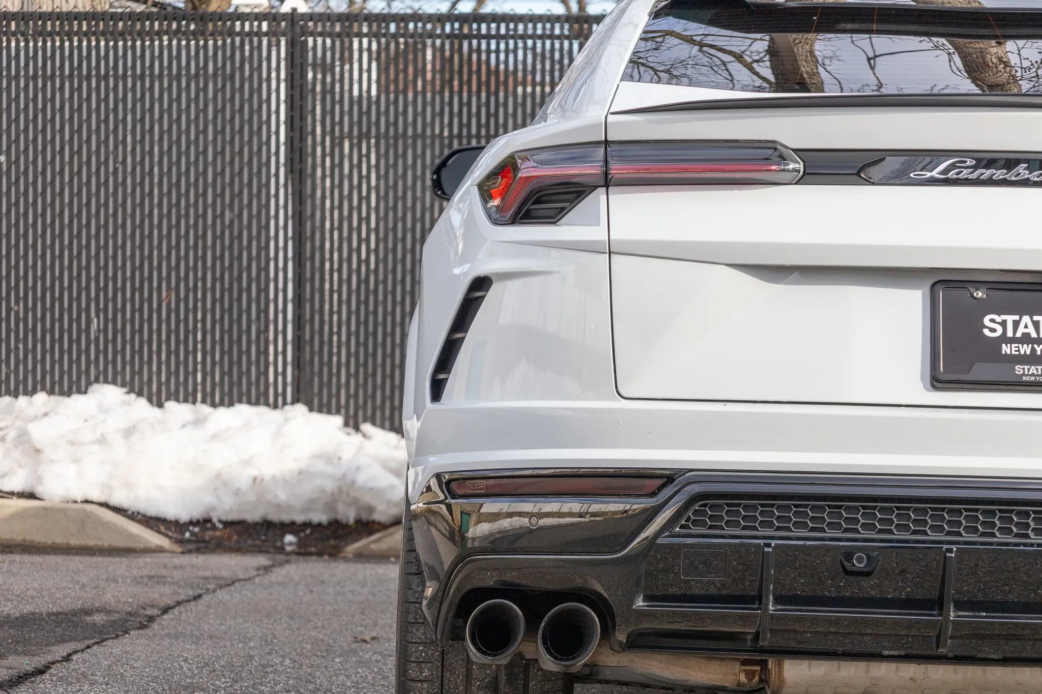 Used 2022 Lamborghini Urus image 23