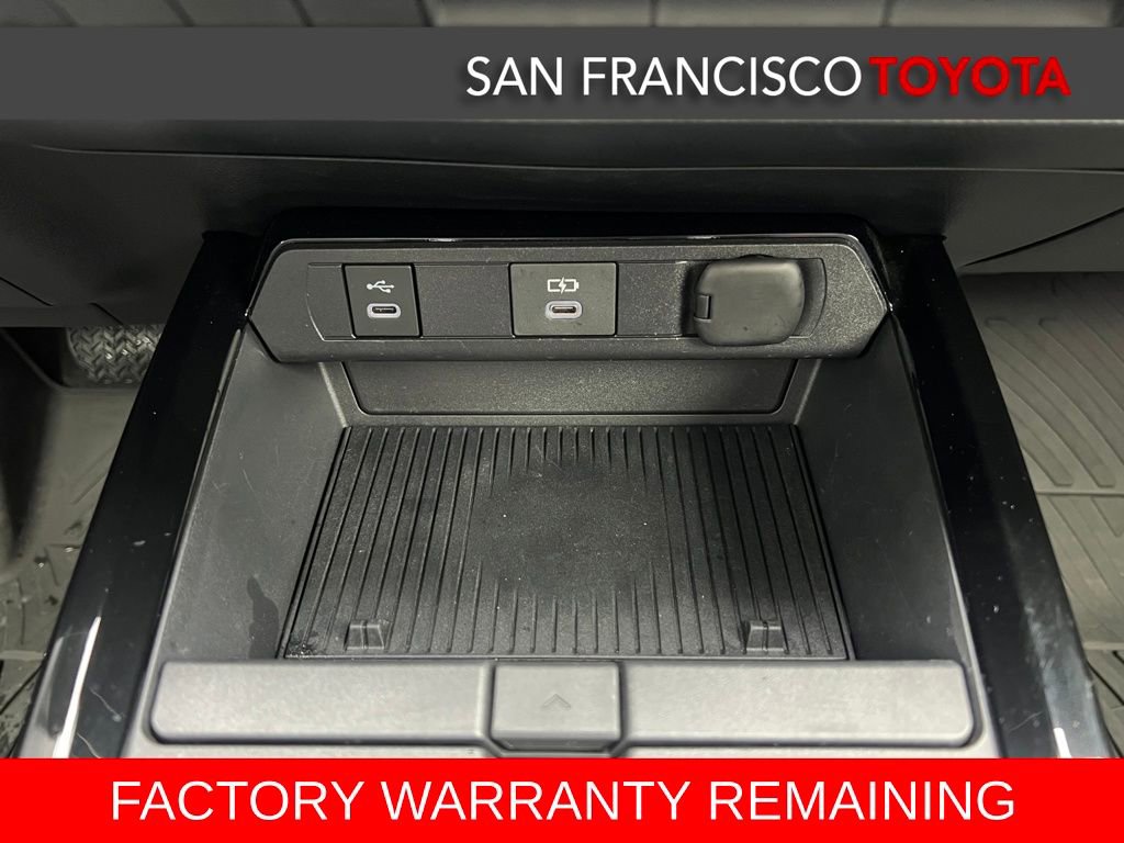 Used 2023 Toyota Prius XLE image 27