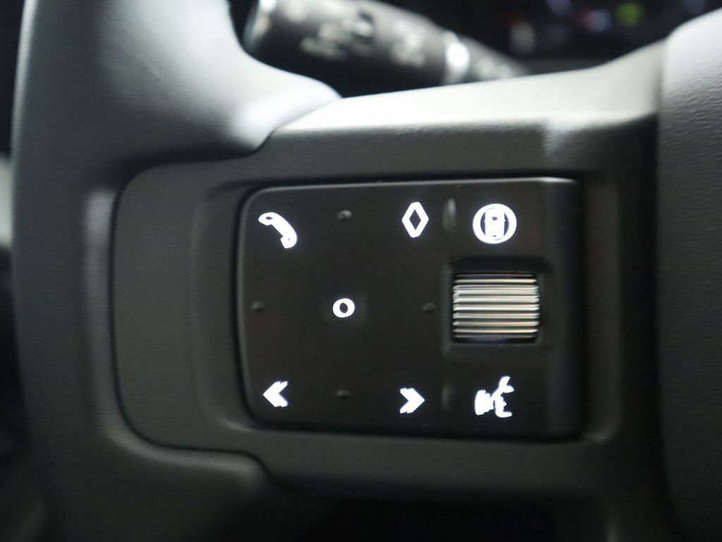 New 2025 Land Rover Defender 110 S AWD/4WD image 12