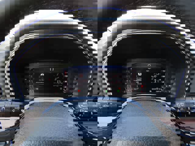 Used 2025 Honda Pilot Elite image 32