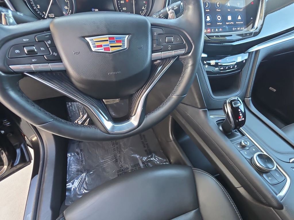 Certified 2024 Cadillac XT6 Sport w/ Technology Package image 11