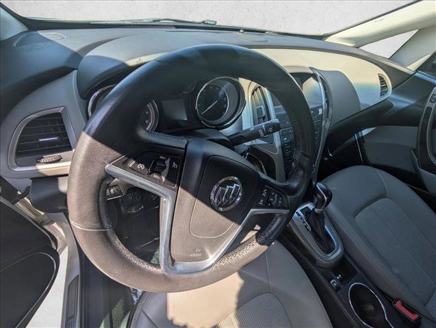 Used 2014 Buick Verano FWD image 10