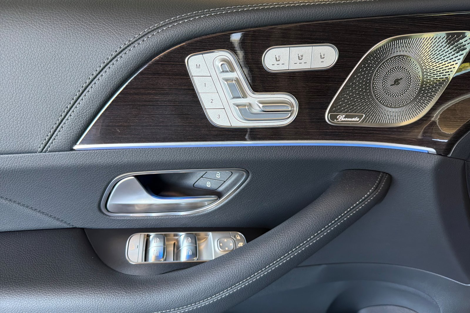 New 2025 Mercedes-Benz GLS 580 4MATIC image 10